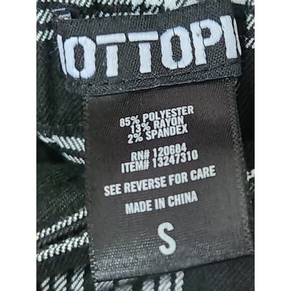 Hot Topic black white plaid womens pants w chain hook stretch S emo - Picture 4 of 6